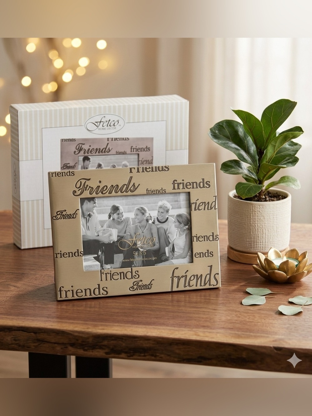 NWT FETCO 5”x 3.5” SILVER FRIENDS PHOTO METAL SILVER/TONE TABLE TOP FRAME